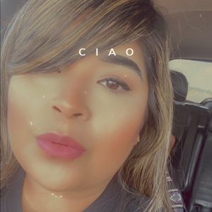 Meet your Posher, Beatriz